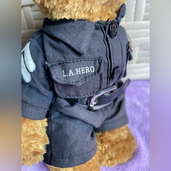 American Hero -Los Angeles Police Officer Teddy Bear - Picture 4 of 6